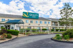 Отель Quality Inn Cape Cod  Борн